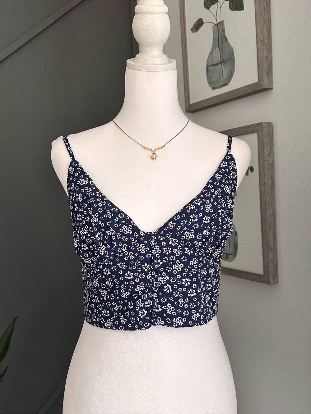 Princess Polly Navy & White Floral Cropped Cami